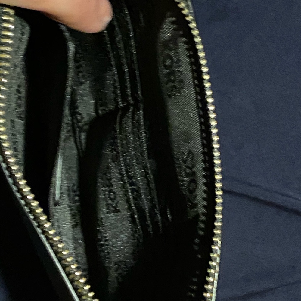 Large wristlet - Picture 2 of 4